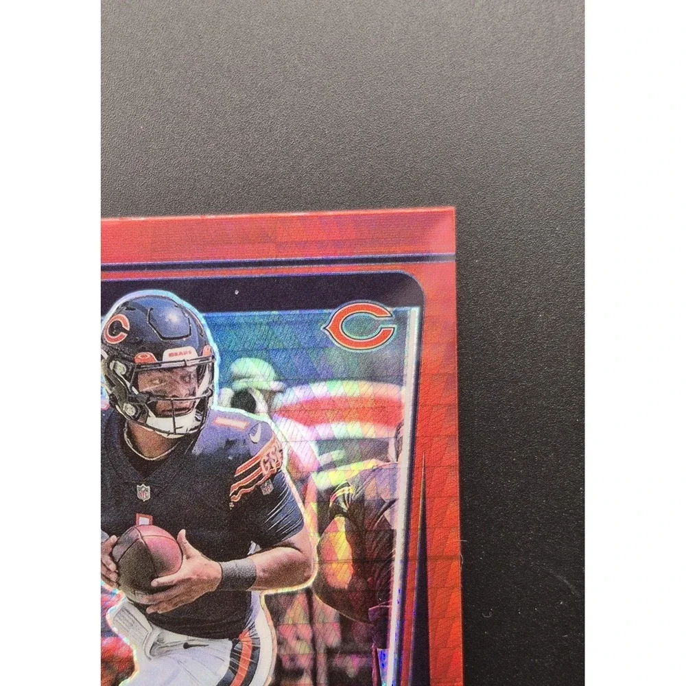 2021 Donruss Optic Justin Fields #204‎ Rated Rookie Red Hyper Prizm (RC) Bears